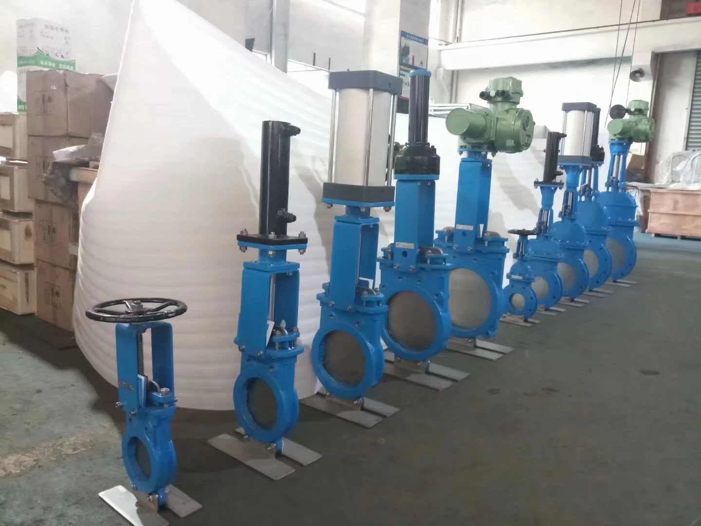 Blind Valves in Oil, Gas, Water Treatment, and Manufacturing Industries